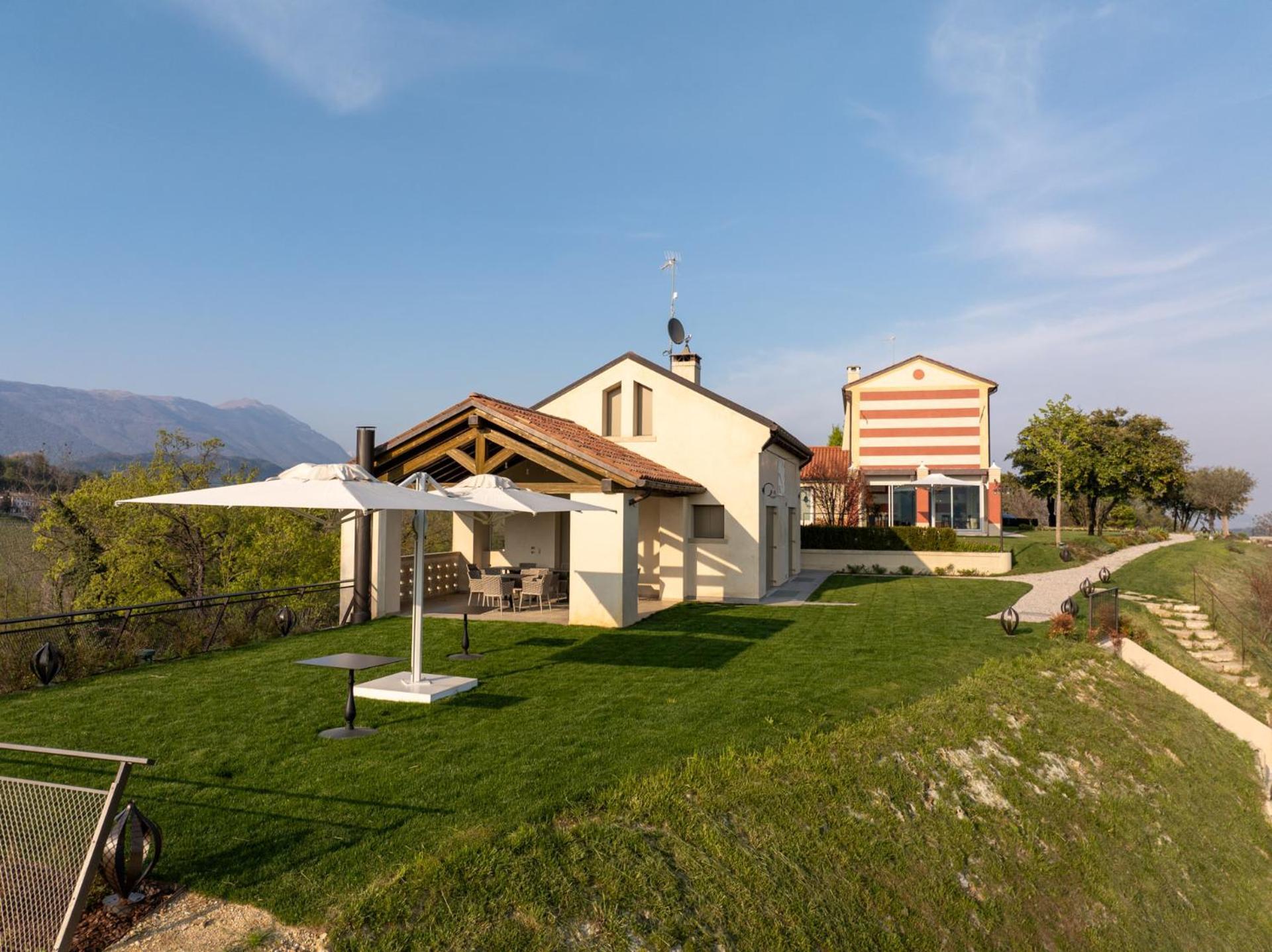 Tenuta Duchi Corbanus Corbanese Exterior photo